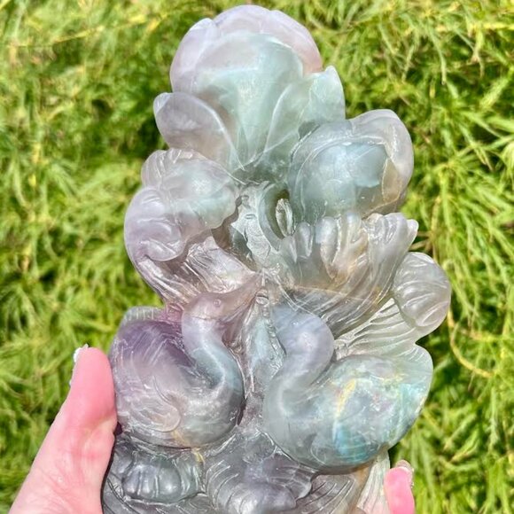 Candy Fluorite Swan and Lotus Carving 3.20lbs - Picture 9 of 9